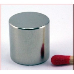 Kruzni neodijumski magnet Fi 15x15mm 14 KG