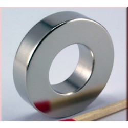 Prstenasti neodijumski magnet FI32mm 15 KG
